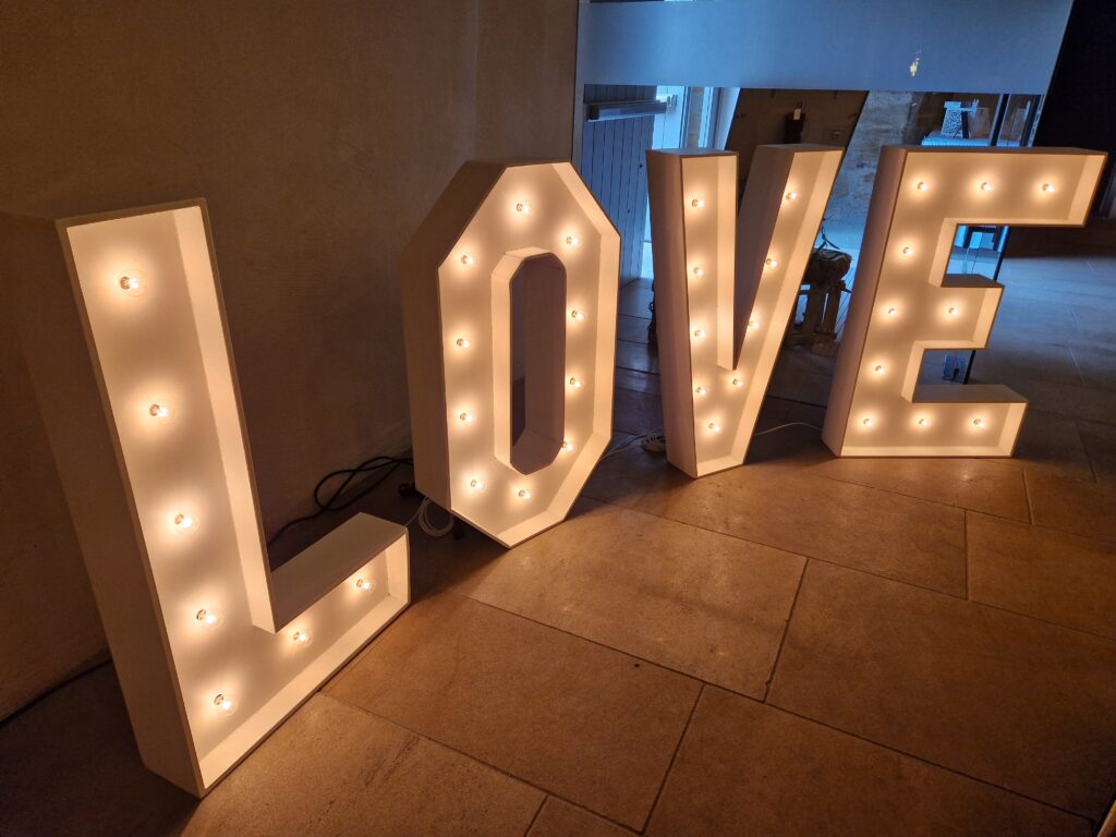 led buchstaben xxl bamberg xxl led love leuchtbuchstaben bamberg